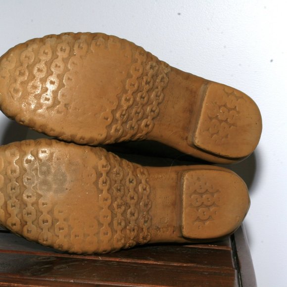 Nice Pair of LL Bean Lounger Duck Boots - Picture 5 of 6